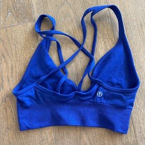 Lululemon sports bra